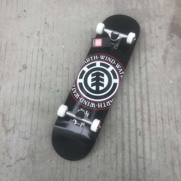 Logo style