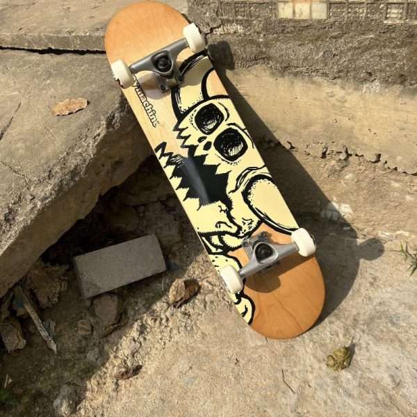 Bull Head graphic skateboard 79cm double kick maple deck street board – Groveride