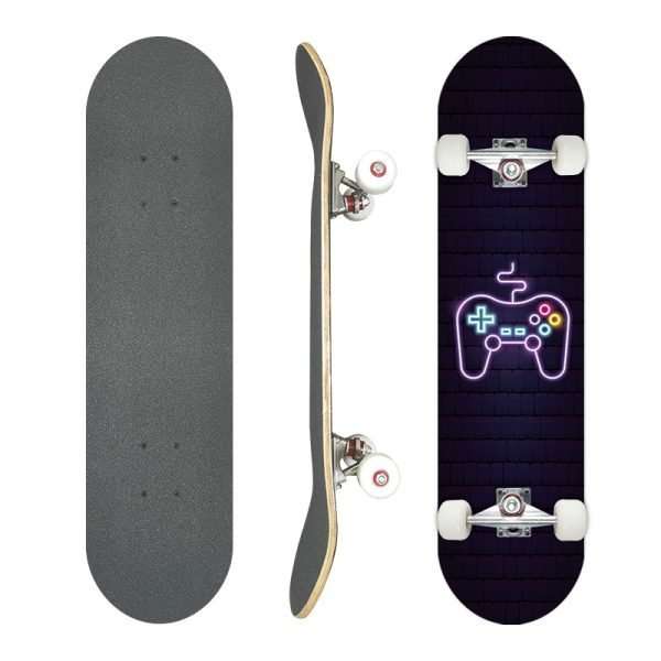 eSports gaming skateboard 79cm double kick maple deck for teens and gamers – Groveride